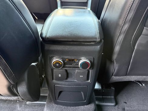 Used 2023 Ford Explorer XLT w/ Equipment Group 202A AWD/4WD image 28