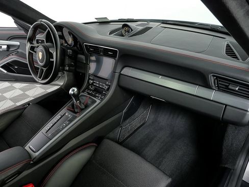 Certified 2018 Porsche 911 GT3 image 25