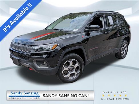 Used 2022 Jeep Compass Trailhawk AWD/4WD image 1