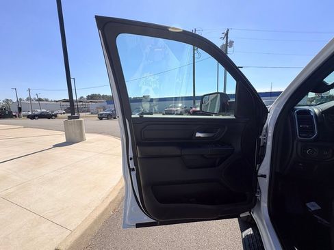 New 2026 RAM 1500 Express AWD/4WD image 14