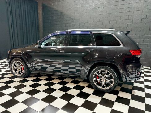 Used 2014 Jeep Grand Cherokee SRT8 w/ Luxury Group II AWD/4WD image 28