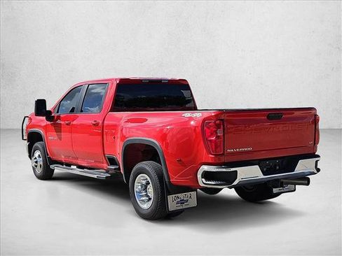 Used 2025 Chevrolet Silverado 3500 LT AWD/4WD image 8