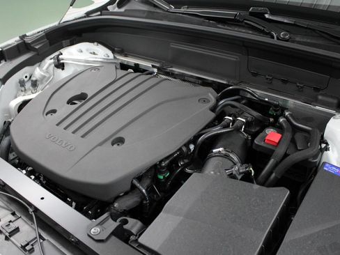 New 2026 Volvo XC60 B5 Core AWD/4WD image 47