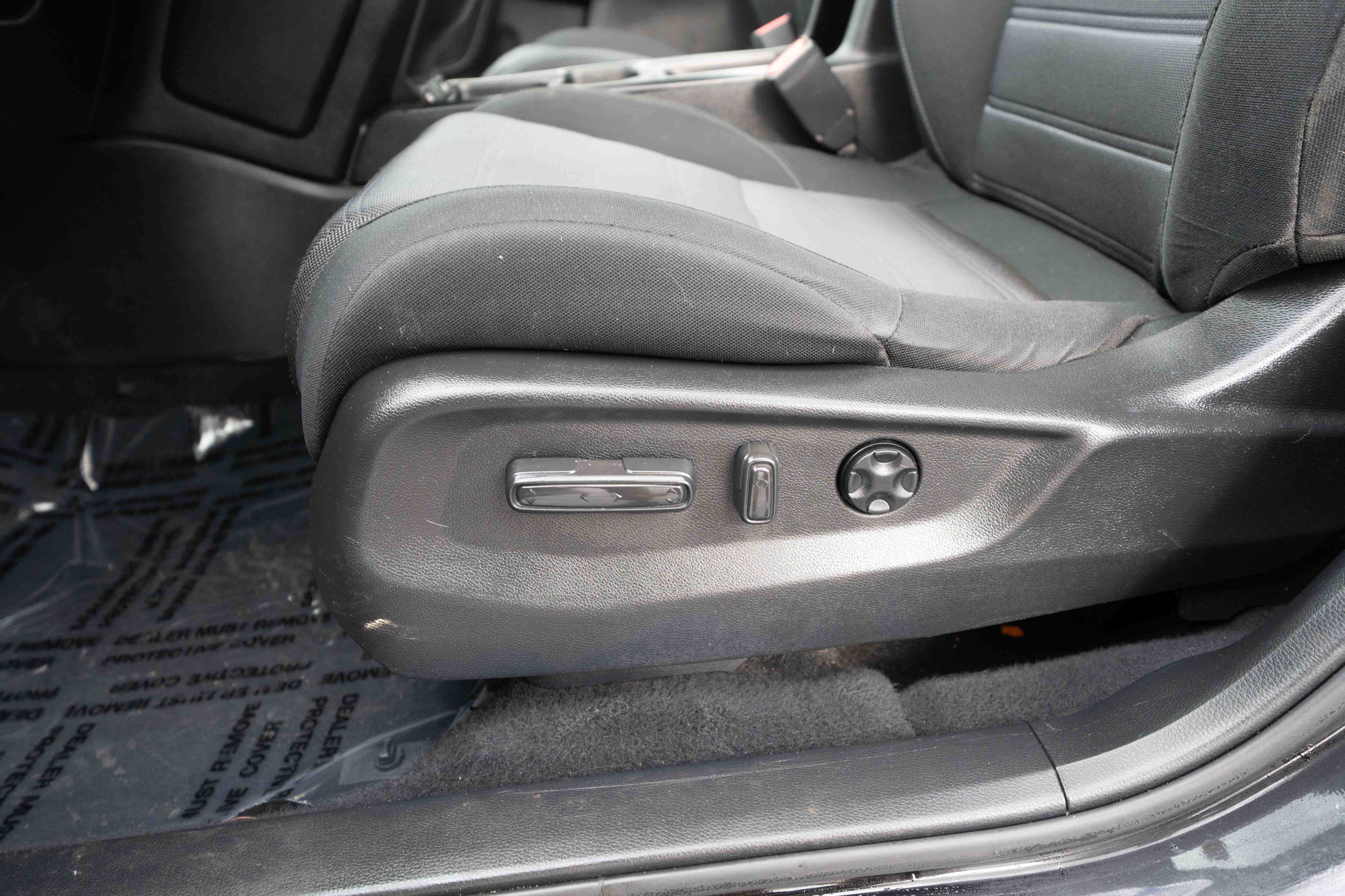 Used 2021 Honda CR-V EX image 12