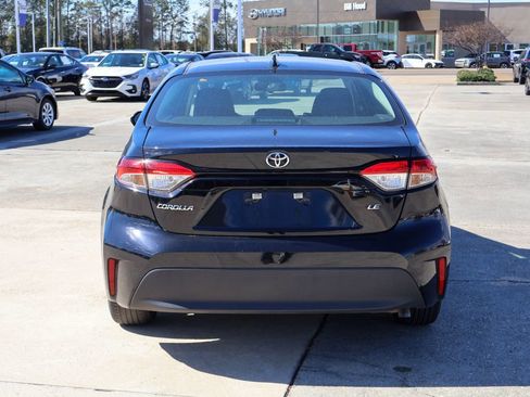 Used 2024 Toyota Corolla LE image 18