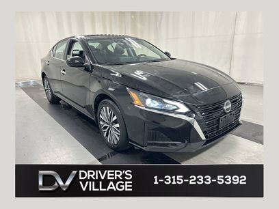 Used 2024 Nissan Altima 2.5 SV w/ SV Premium Package