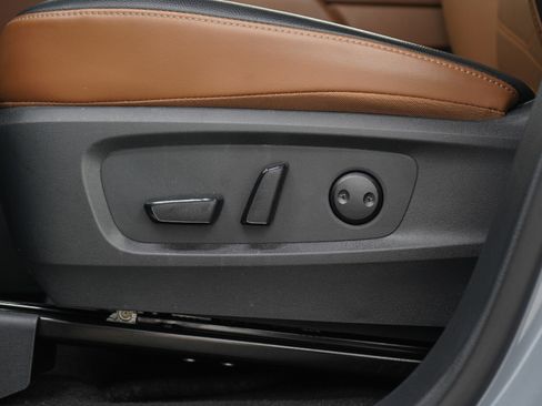 Used 2024 Nissan Pathfinder Platinum w/ Cargo Package image 22