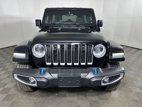 Used 2023 Jeep Wrangler Unlimited Sahara w/ Cold Weather Group image 8