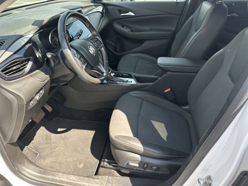 Certified 2023 Buick Encore GX Select w/ Sport Touring Package FWD image 10