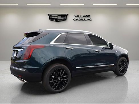 New 2026 Cadillac XT5 Luxury w/ LPO, Bronce Accent Package image 5