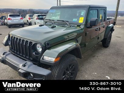 Used 2022 Jeep Gladiator Sport
