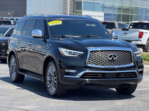 Used 2021 INFINITI QX80 Sensory w/ Cargo Package RWD image 2
