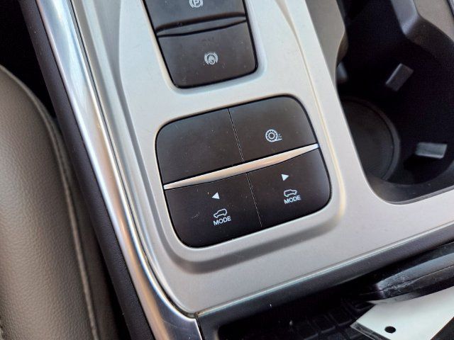 Used 2022 Ford Explorer Limited w/ Equipment Group 301A RWD image 24