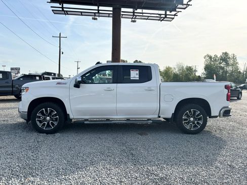 Used 2023 Chevrolet Silverado 1500 LT image 2