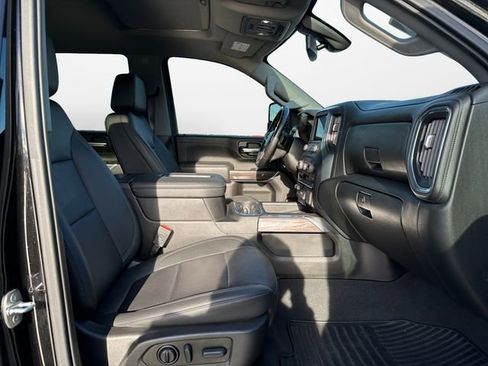 Used 2022 Chevrolet Silverado 2500 LTZ w/ LTZ Plus Package image 15