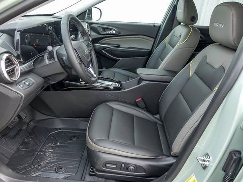 New 2026 Chevrolet Trax ACTIV w/ Driver Confidence Package FWD image 13