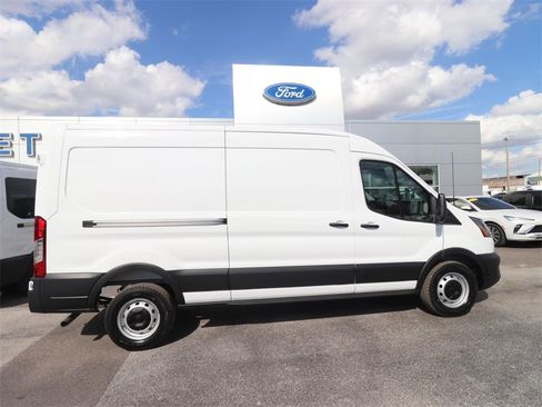 New 2026 Ford Transit 250 148 Medium Roof w/ Load Area Protection Package image 15