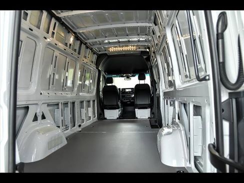 New 2025 Mercedes-Benz Sprinter 2500 image 5