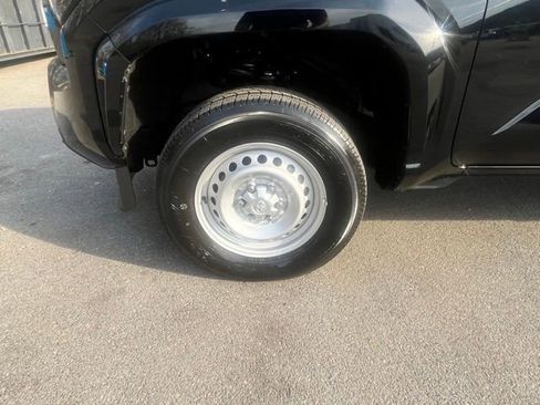 Used 2024 Toyota Tacoma SR image 12