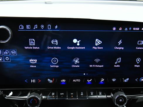 Used 2024 Chevrolet Blazer EV LT image 28