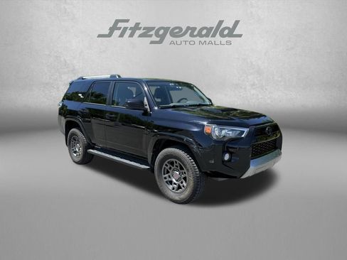 Used 2018 Toyota 4Runner TRD Off-Road w/ TRD Performance Package AWD/4WD image 1