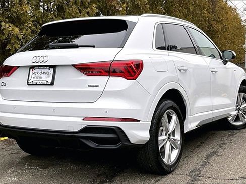 Used 2024 Audi Q3 2.0T Premium Plus image 2