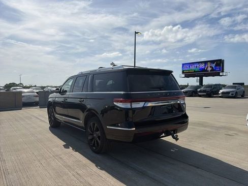 Used 2023 Lincoln Navigator L Reserve image 5