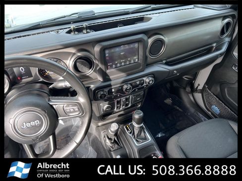 Used 2022 Jeep Gladiator Sport image 28
