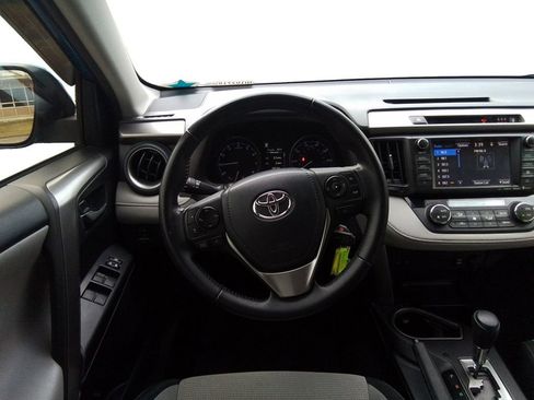 Used 2017 Toyota RAV4 XLE image 12
