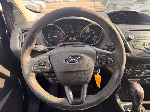 Used 2018 Ford Escape SE image 12