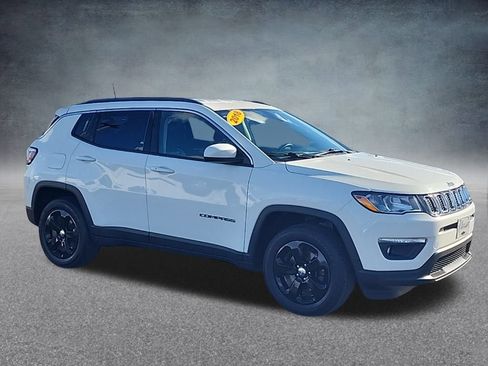Used 2018 Jeep Compass Latitude w/ Popular Equipment Group image 3