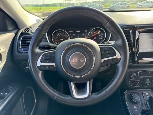 Used 2018 Jeep Compass Latitude w/ Popular Equipment Group AWD/4WD image 21