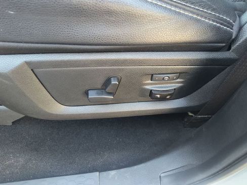 Used 2018 RAM 1500 Laramie w/ Convenience Group image 12