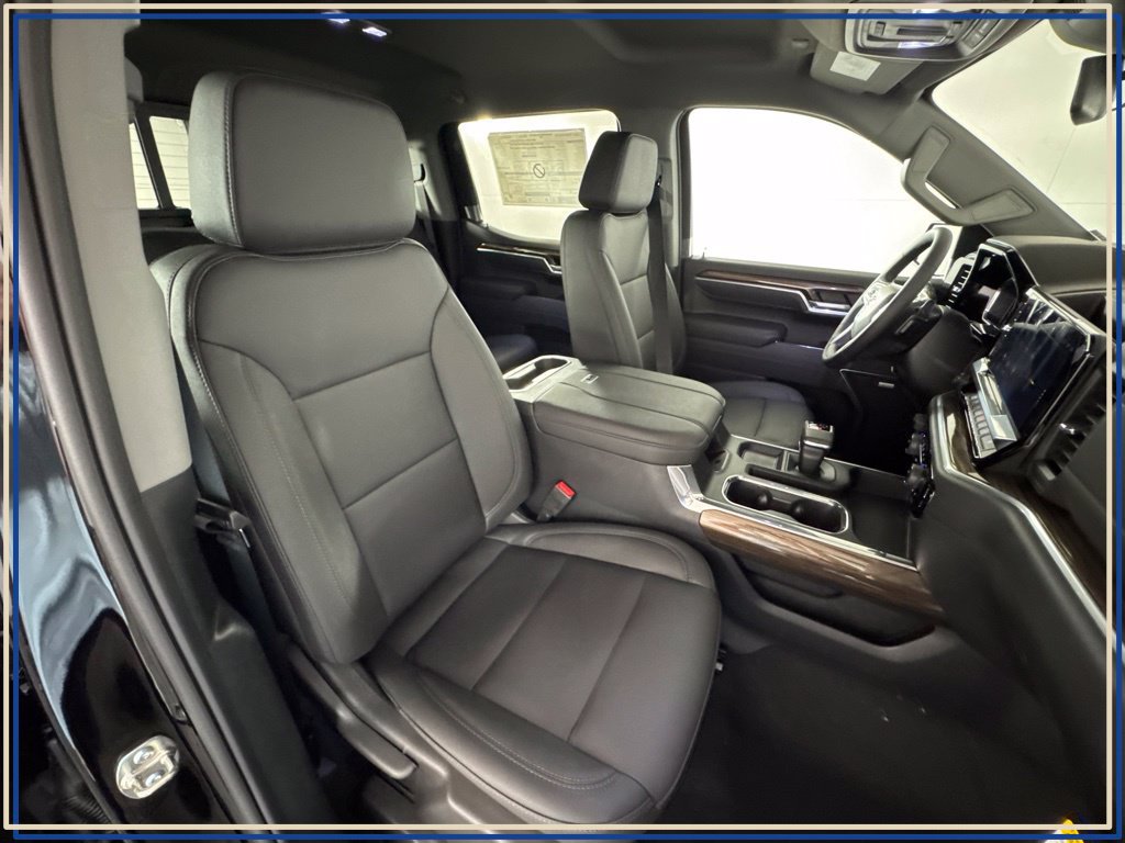 New 2026 Chevrolet Silverado 1500 RST w/ RST All Star Premium Package AWD/4WD image 35