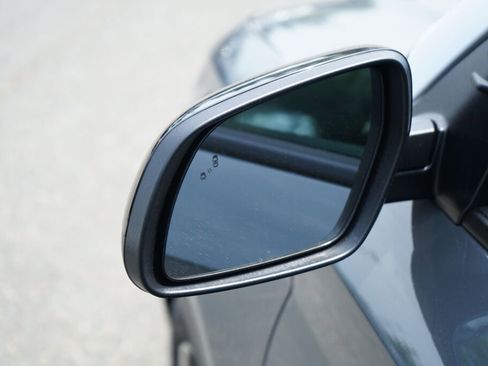 New 2025 Hyundai Venue Limited image 23