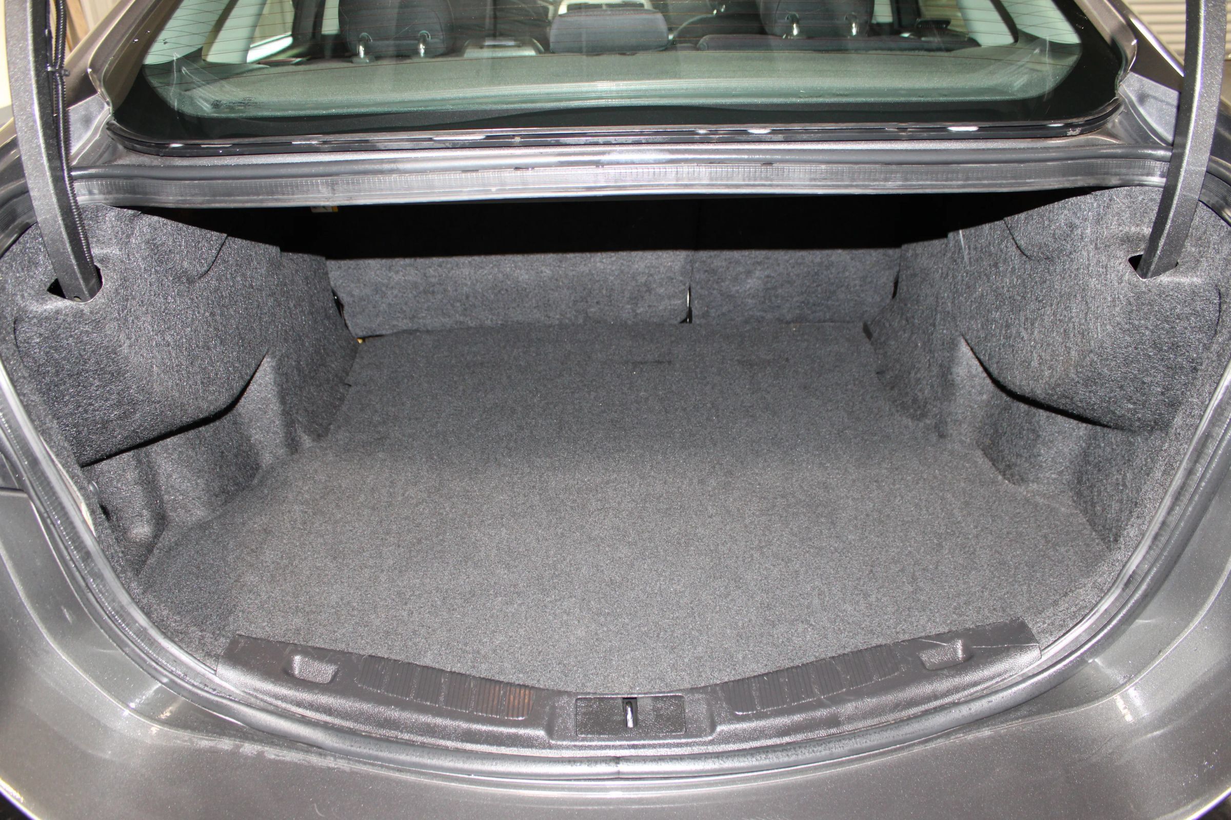 Used 2014 Ford Fusion SE FWD image 28