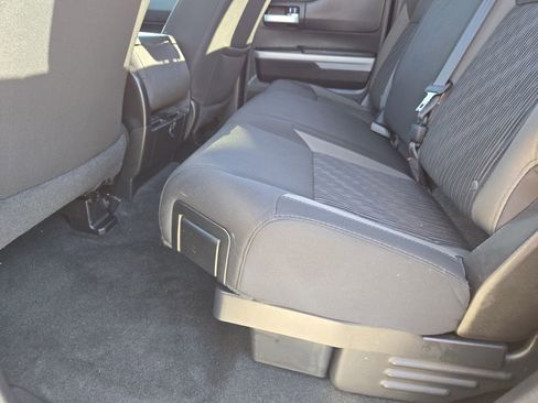 Used 2017 Toyota Tundra SR5 image 31