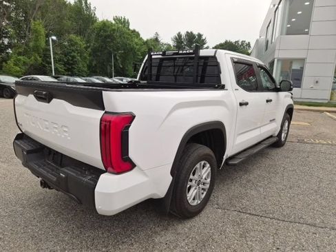 Used 2024 Toyota Tundra SR5 w/ SR5 Convenience Package AWD/4WD image 9