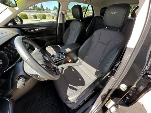 Used 2022 Buick Envision Preferred image 14