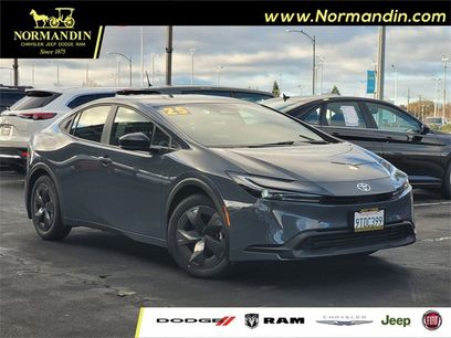 Used 2025 Toyota Prius LE