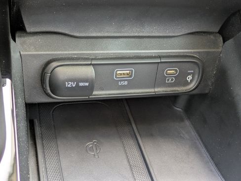 Used 2023 Kia Telluride S FWD image 29