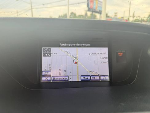 Used 2013 Lexus ES 350 w/ Luxury Pkg FWD image 16