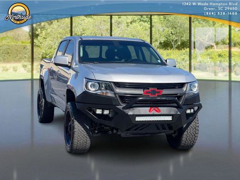 Used 2020 Chevrolet Colorado Z71 AWD/4WD image 3