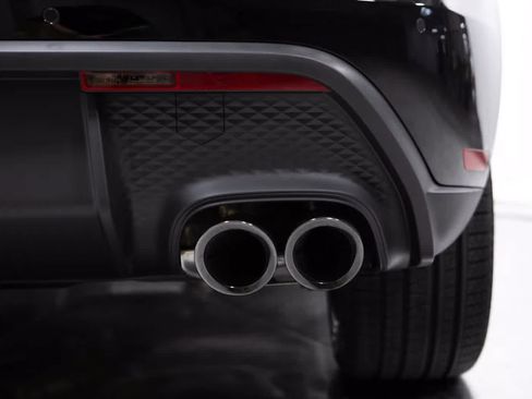 Certified 2026 Porsche Macan AWD/4WD image 20