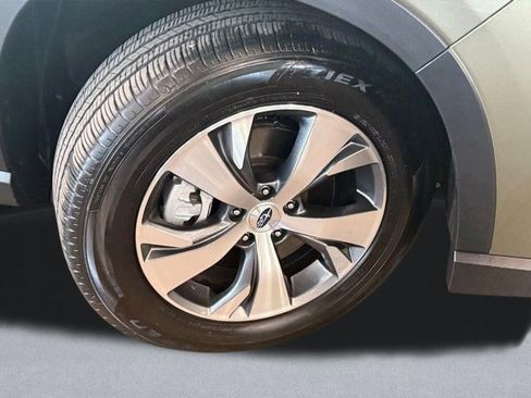 Certified 2024 Subaru Ascent Premium w/ Convenience Package AWD/4WD image 19