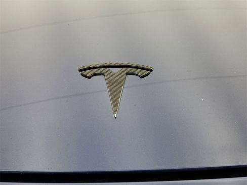 Used 2018 Tesla Model 3 Long Range image 19