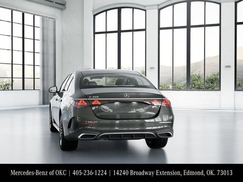 Used 2025 Mercedes-Benz E 350 Sedan image 26