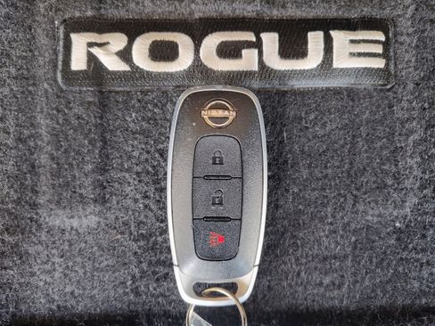 Certified 2024 Nissan Rogue S FWD image 30