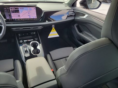 New 2026 Audi A6 Premium Plus AWD/4WD image 24