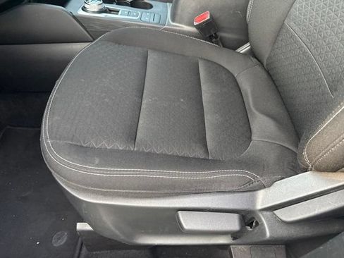 Used 2025 Ford Escape Active AWD/4WD image 22
